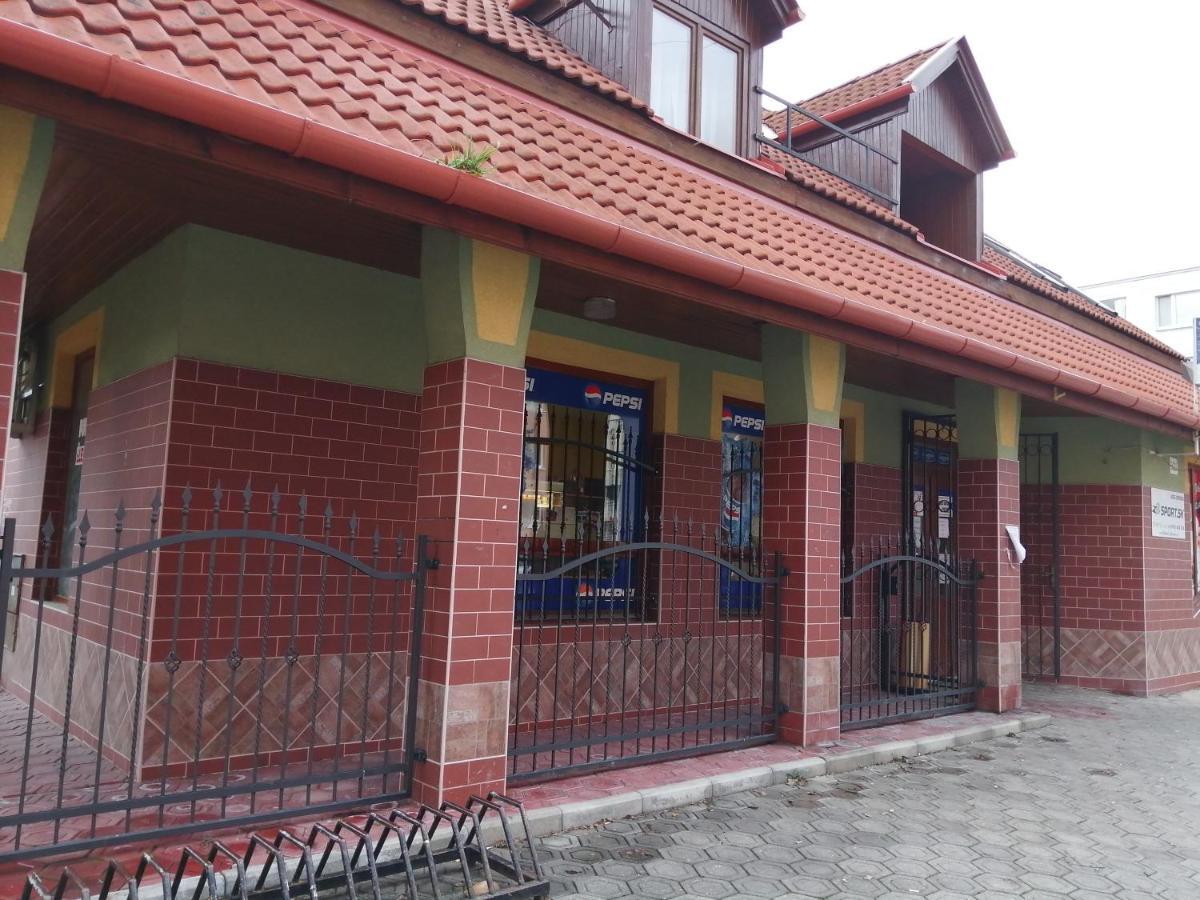 Ubytovanie Emily Dunajská Streda Exterior foto